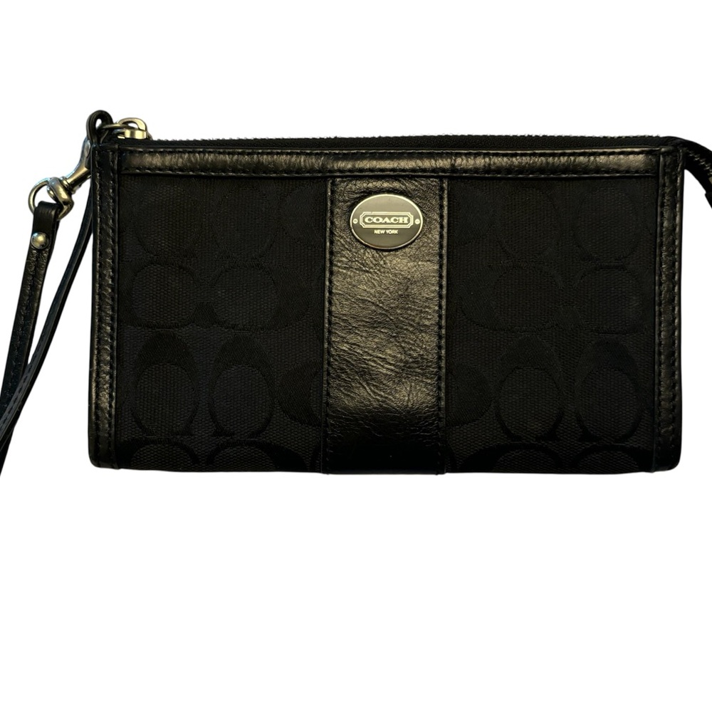Coach Vintage Black Wristlet Wallet